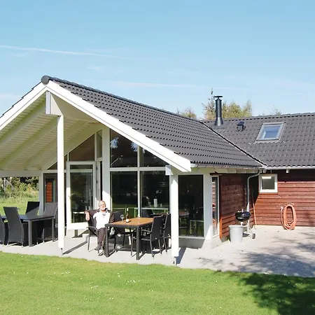 Casa vacanze Gorgeous In Rodby With Kitchen